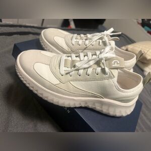 Cole Haan 	
Women's Generation ZERØGRAND II T-Toe Sneakers